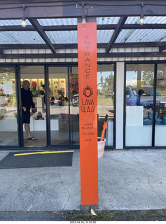 149 a1s. New Zealand - Lava Glass entrance