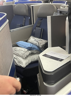 83 a1s. flight AKL to SFO - lots of pillows