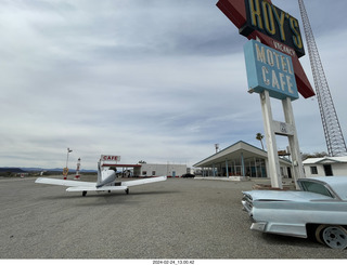Amboy - Roy's Motel - N8377W
