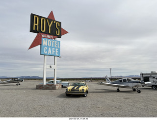 Amboy - Roys Motel with N8377W