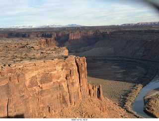 335 a2q. aerial - Utah - backcountry flying - Mineral Canyon