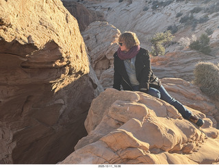 440 a2q. Utah - Canyonlands National Park - Mesa Arch - Heather
