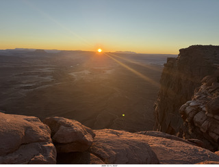 523 a2q. Utah - Canyonlands National Park - sunset