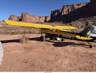 28 a2q. Utah - Mineral Canyon airstrip - yellow Husky NII8WY