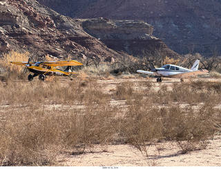 48 a2q. Utah - Mineral Canyon airstrip - NII8WY and N8377W