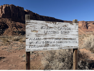 77 a2q. Utah - Mineral Canyon sign