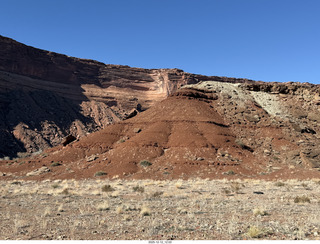 254 a2q. Utah -  Mineral Canyon hike