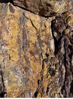 265 a2q. Utah -  Mineral Canyon - rock