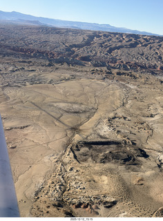 543 a2q. aerial - Utah - canyonlands