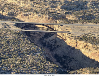 561 a2q. aerial - Utah - canyonlands