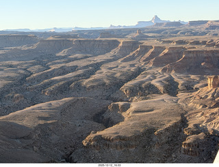 579 a2q. aerial - Utah - canyonlands