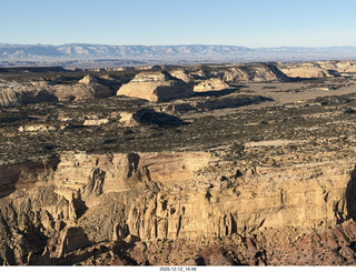 669 a2q. aerial - Utah - canyonlands